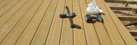 שלבי התקנה דק סינטטי גינות פאר